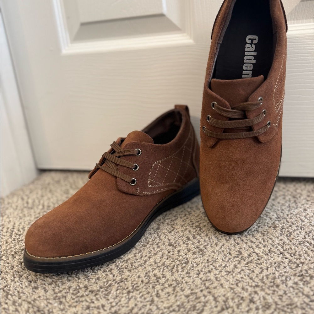 Calden Men’s Brown Suede, Quilted Pattern Shoes Size 9 -NEW